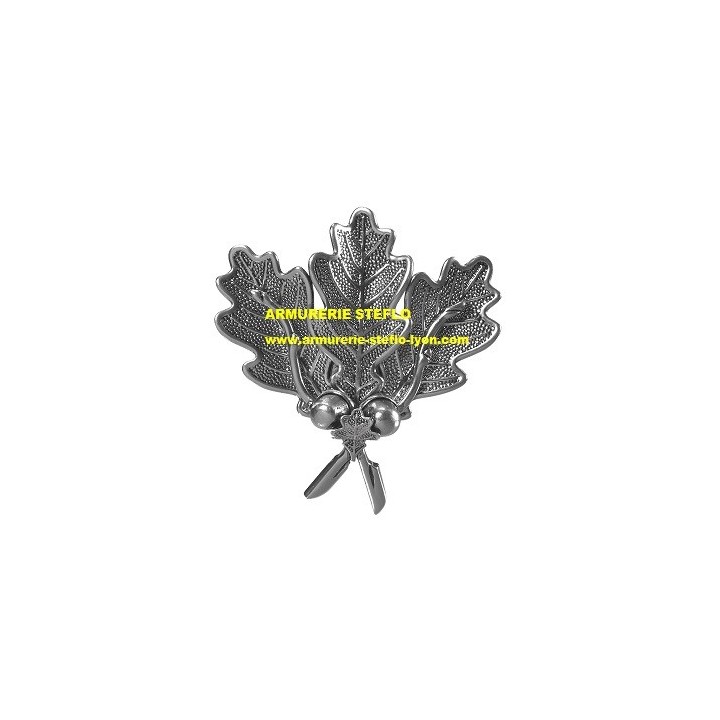 Feuilles de chêne en étain